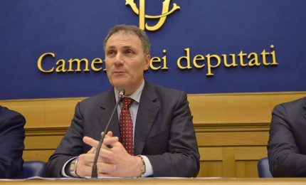 Caro-biglietti aerei in Sicilia/ Pagano (Lega) attacca Cancelleri e Faraone: ma cosa stanno raccontando?