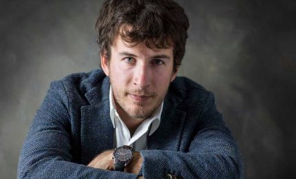 Diego Fusaro: prima i soldi pubblici aiutavano i lavoratori, oggi i soldi dei lavoratori sostengono le banche... (VIDEO)