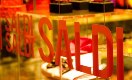 Attenzione ai saldi in Sicilia: i dieci punti da seguire consigliati da Federconsumatori