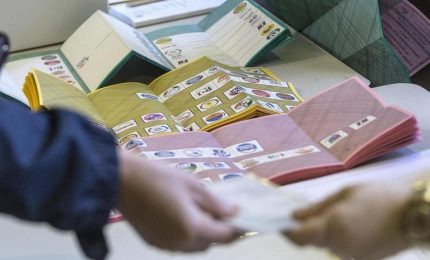 Ma come funziona il voto in Sicilia quando c'&egrave; di mezzo la vecchia politica?