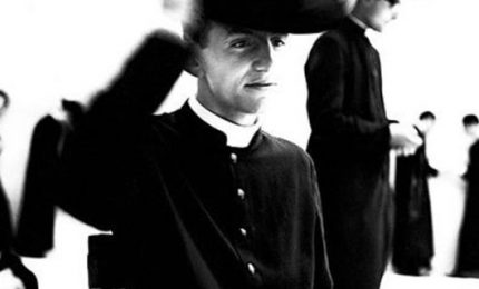 Alla fine i preti si sposeranno? Il dibattito infuria. E...