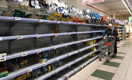 Cosa insegna il Coronavirus: evitare la folla dei grandi Centri commerciali/ MATTINALE 543