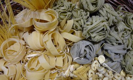 La UE ha abolito l'indicazione di origine del grano nella pasta? E noi acquistiamo pasta artigianale!/ MATTINALE 540