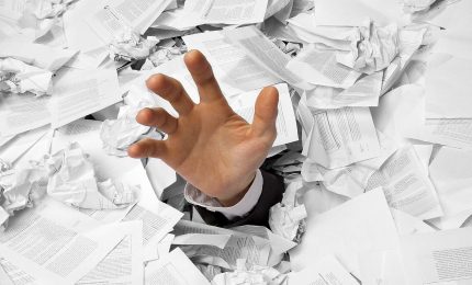 Non &egrave; il COVID-19 che distrugge l'economia, ma ben altro!