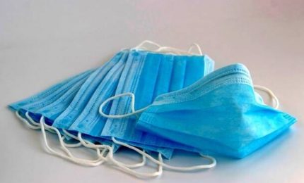 Mascherine: ha ragione il presidente Fontana, ha torto Angelo Borrelli