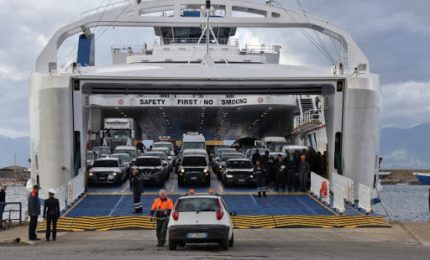 Coronavirus/ Lavoratori marittimi contagiati. Stato di agitazione nei trasporti sullo Stretto di Messina