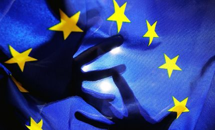 Coronavirus/ La Ue ci massacra: chiusi c'&egrave; la fame, se si apre rischio di contagi e terapie intensive!/ MATTINALE 503