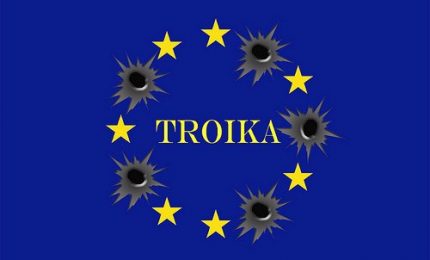 Applicando il MES per soli 37 miliardi di euro l'Italia finirà nelle mani della Troika come avvenuto in Grecia