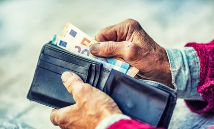 SERALE/ Il Governo Conte bis come il Governo Monti vuole tagliare le pensioni nel nome della UE?