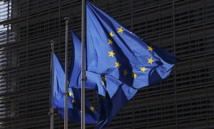 Cinque Paesi della Ue bloccano il Recovery fund. Nubi sull'Italia. E il 5G cinese che...