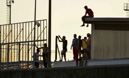 Cateno De Luca all'attacco del Governo nazionale: denuncia pronta se la struttura non sarà demolita”