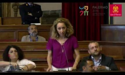 SERALE/ Palermo, scintille in Consiglio comunale: Giulia Argiroffi attacca il sindaco Orlando