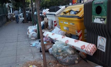 PALERMO-CITTA' 9/ Verso il percorso di Santa Rosalia tra la solita munnizza...