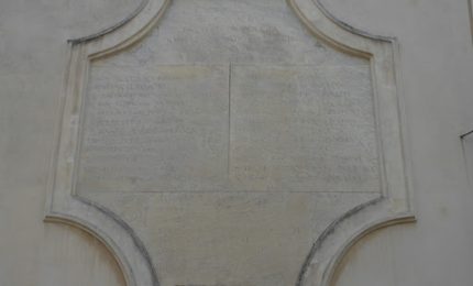 Palermo e le bare accatastate: torniamo al Medioevo ripristinando le sepolture nelle chiese!