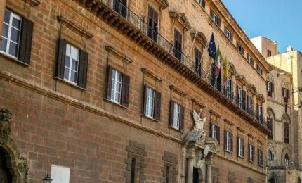 Palermo 'mmenzu 'a munnizza, ma l'Ars vara la legge urbanistica. Volete mettere?/ MATTINALE 503