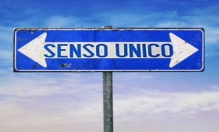 I migranti, l'ordinanza di Musumeci e la 'coerenza' della Chiesa di Palermo e di Anthony Barbagallo (PD)/ MATTINALE 520