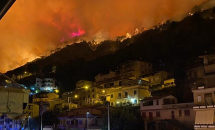 L'inferno di fuoco che stanotte ha travolto Altofonte. Chi c'&egrave; dietro?/MATTINALE 525