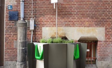 In Italia si dice "orinare" in strada, in Sicilia "pisciare" in strada, in Olanda GreenPee...