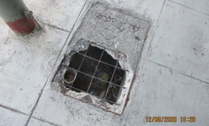 PALERMO-CITTA' 32/ Attenti alla buca e attenti a quel palo che può finire sulle vostre teste...