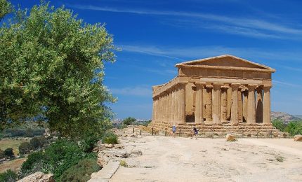 Agrigento al voto con l'ombra del rigassificatore a un km dalla Valle dei Templi. L'ipotesi da brivido!