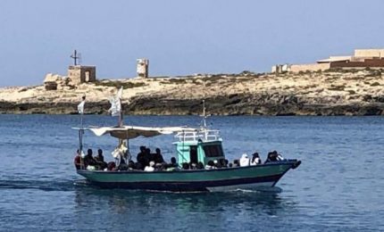 Lampedusa punto e a capo: sono già sbarcati altri 50 migranti