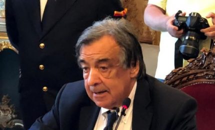 Mozione di sfiducia al sindaco di Palermo verso il rinvio?
