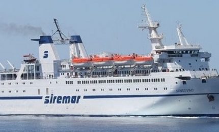 Trasporti marittimi in Sicilia: 100 milioni di euro all'anno di contributi pubblici per avere le navi in avaria!