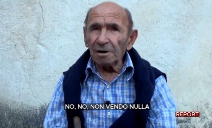 La bella storia di Ovidio Marras che ha salvato un angolo di Paradiso in Sardegna. E la brutta storia di un angolo della Sicilia...