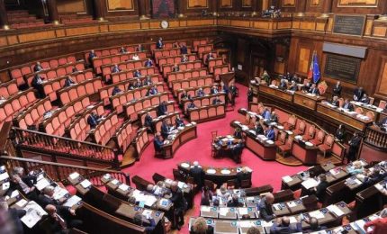 Ma il Governo Conte bis ce l'ha ancora la maggioranza al Senato? L'incognita Di Battista/ MATTINALE 456
