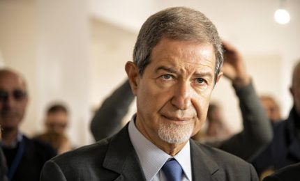 Sanità: lo Stato ci scippa 600 milioni all'anno e poi ci penalizza per la sanità? Musumeci che dice?