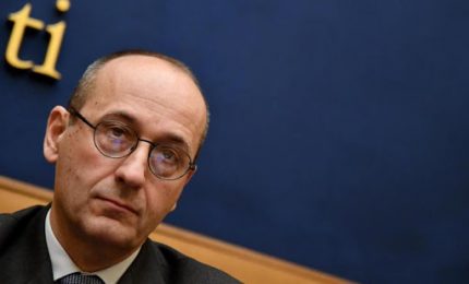 Bagnai sull'IRAP: in Italia si pagano imposte sulle perdite distruggendo le imprese (VIDEO)