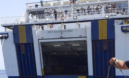Ieri sera altri 150 migranti sbarcati a Porto Empedocle dalla nave di linea. Dove andranno?