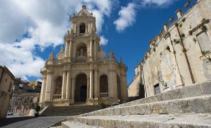 Palazzolo Acreide, il sindaco leghista paga il funerale del giovane ghanese prematuramente scomparso