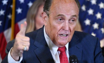 Elezioni americane, Rudy Giuliani: "Le frodi elettorali scoperte potrebbero riempire una biblioteca"