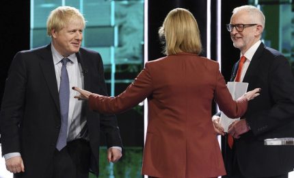 Vittoria Socialista/ Con la Brexit stop ai migranti che distruggono i diritti dei lavoratori del Regno Unito