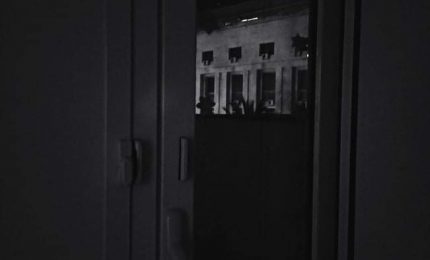 Elogio del buio in una città dove la luce fa solo emergere il brutto/ PALERMO-CITTA 66