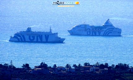 Mare inquinato dalle navi (comprese le navi che ospitano i migranti)