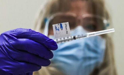Vaccino contro il Covid-19: in Alaska grave reazione allergica per un'operatrice sanitaria