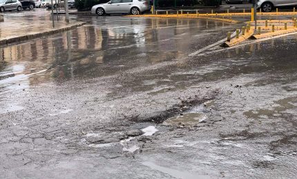 Strade abbandonate, Corso Tukory cade a pezzi! /PALERMO-CITTA' 63