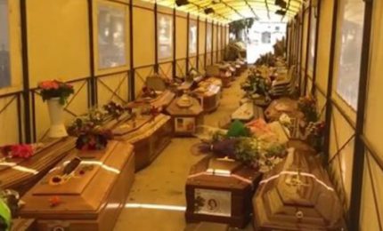 Lo sfascio del cimitero dei Rotoli di Palermo al TGR Sicilia con il sindaco che fa 'filosofia'
