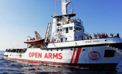 265 migranti a Porto Empedocle: ribadiamo che fare sbarcare migranti in piena pandemia è un errore!