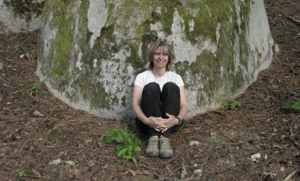 L'ecologa Suzanne Simard: "Gli alberi parlano tra loro" (VIDEO)