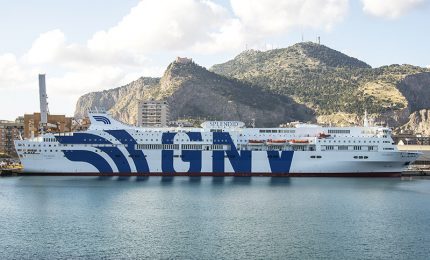 Il grande business delle navi quarantena per i migranti: 35 milioni di euro nel 2020/ SERALE