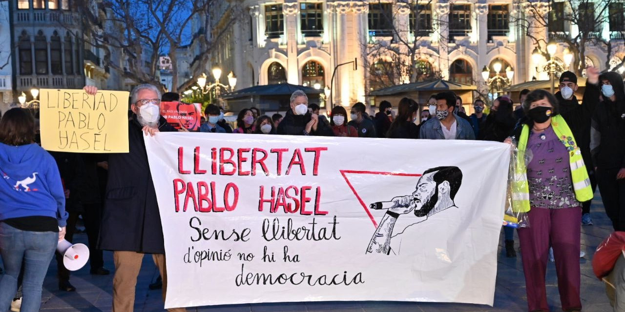 La Spagna fintosocialista rispolvera i manganelli contro il popolo in