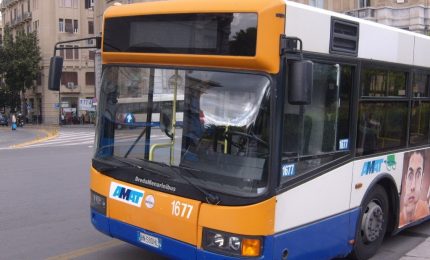 Palermo, il Comune pignora 33 mezzi dell'Amat (società controllata dallo stesso Comune!). Perché non pignorava il Tram?