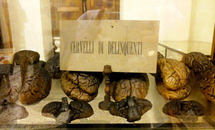 Il razzista antimeridionale e antisiciliano Cesare Lombroso e le sue considerazioni sulla Sicilia/ LOMBROSITE 1