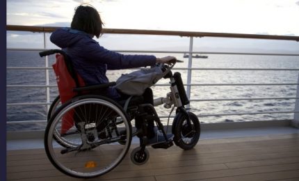 Eolie: zero servizi per trasporto disabili, problemi su aliscafi e traghetti, niente punto nascite