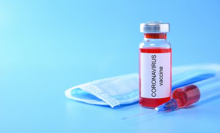 AstraZeneca, Marco Cavaleri, Ema: "C'&egrave; un nesso tra vaccino e trombosi rare"