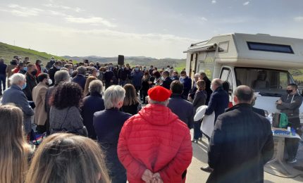 I 133 sindaci siciliani che chiedono la fiscalit&agrave; di sviluppo lo sanno che Roma vuole scippare a Sud e Sicilia Recovery e fondi agricoli?