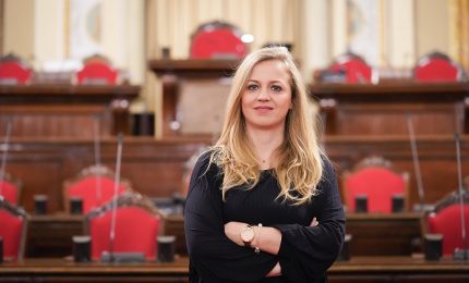 Incendi in Sicilia, Valentina Palmeri: "La Regione istituisca il DOS, il Direttore delle Operazioni di Spegnimento"